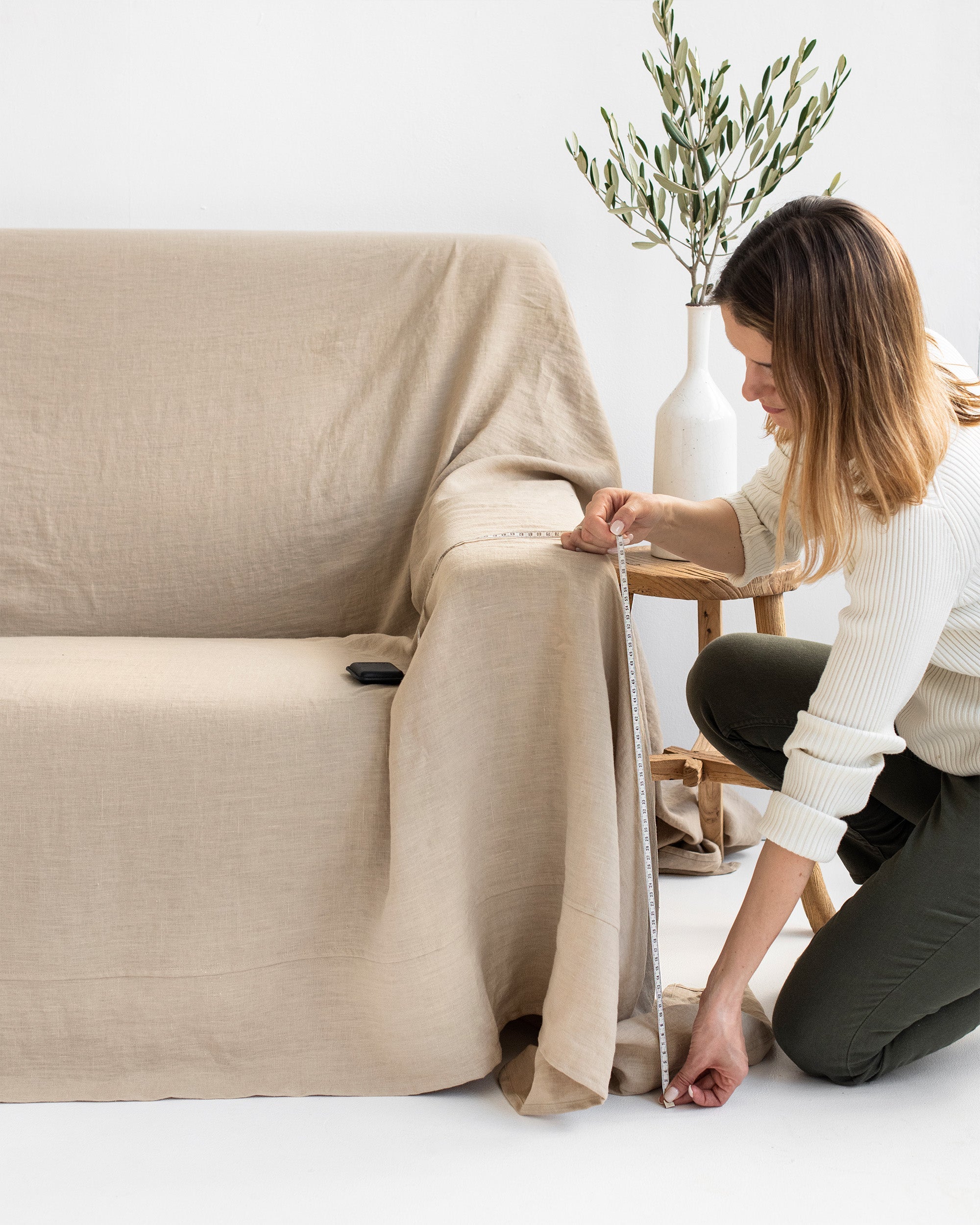 Linen couch cover in Natural linen
